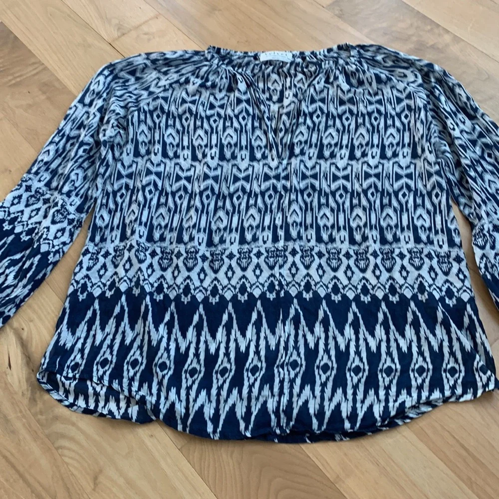 Velvet by Graham & Spencer Blouse - Picture 5 of 7